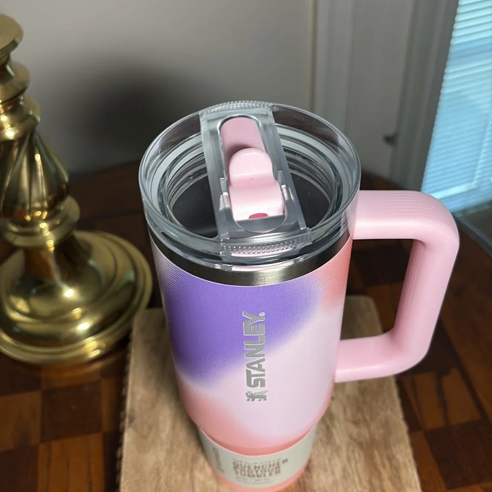30 oz Stanley Quencher Protour tumbler - Picture 3 of 5
